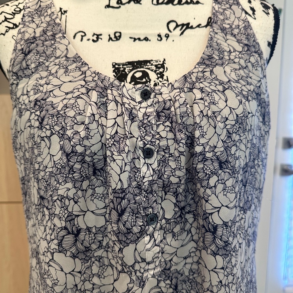 LOFT Floral Button-Front Blouse - Black and White SIZE XS